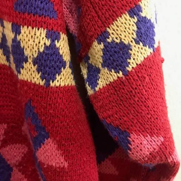 Michael Carrie Vtg 80's Sweater S Red Pink Shoulder Pad Bold Tribal Geometric - Picture 7 of 9